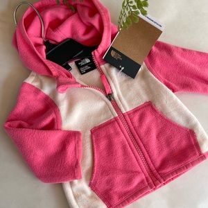 The North face Baby sweater with hoodie 0-3 months